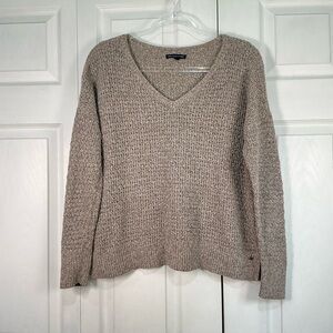 🍓 American Eagle Outfitters Tan V-neck Sweater - Medium